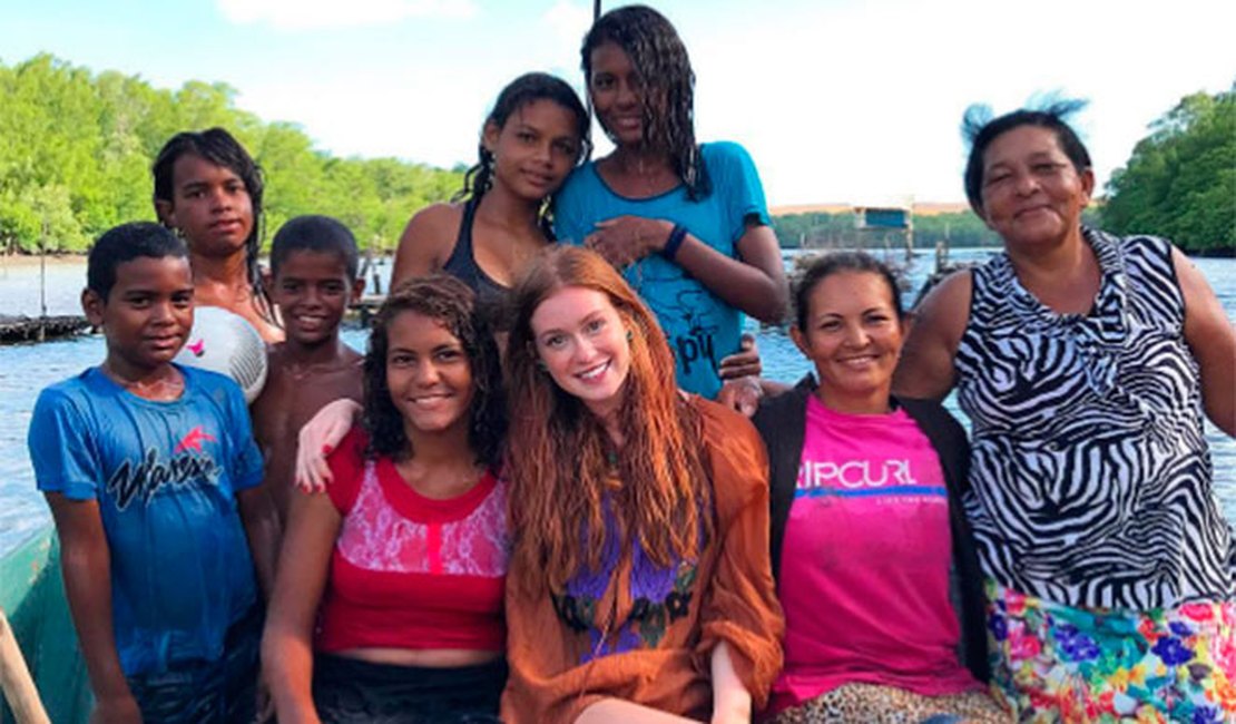 Marina Ruy Barbosa passa dia especial em Alagoas e ganha elogios