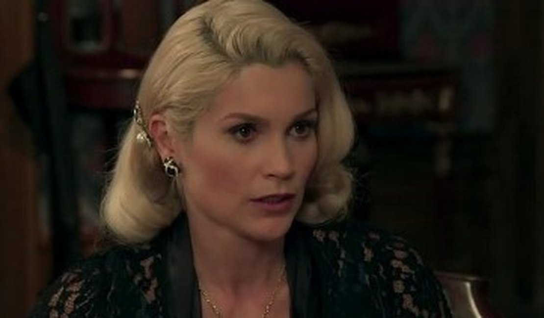 Sandra rouba fortuna de Anastácia e a expulsa da mansão