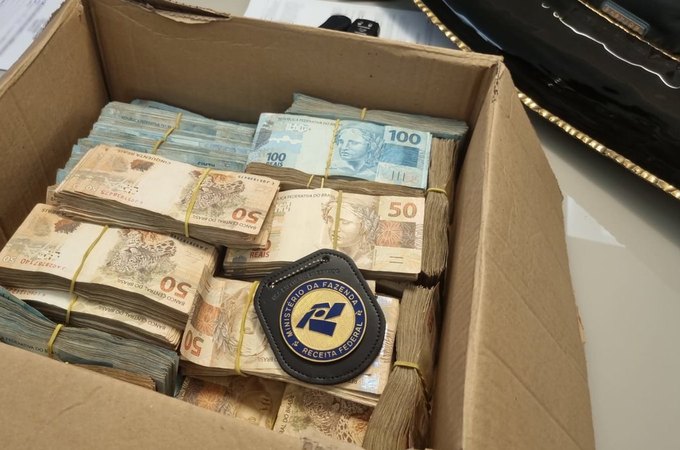 Operação Obsidiana: Receita Federal e PF combatem falsa consultoria tributária que causou prejuízo de R$ 450 milhões