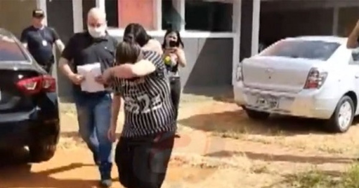 Filha do cantor Belchior e namorada são detidas suspeitas de homicídio