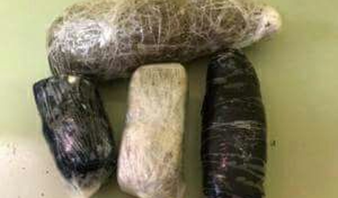 Mulher é detida ao tentar entrar no Cadeião com droga nas partes íntimas