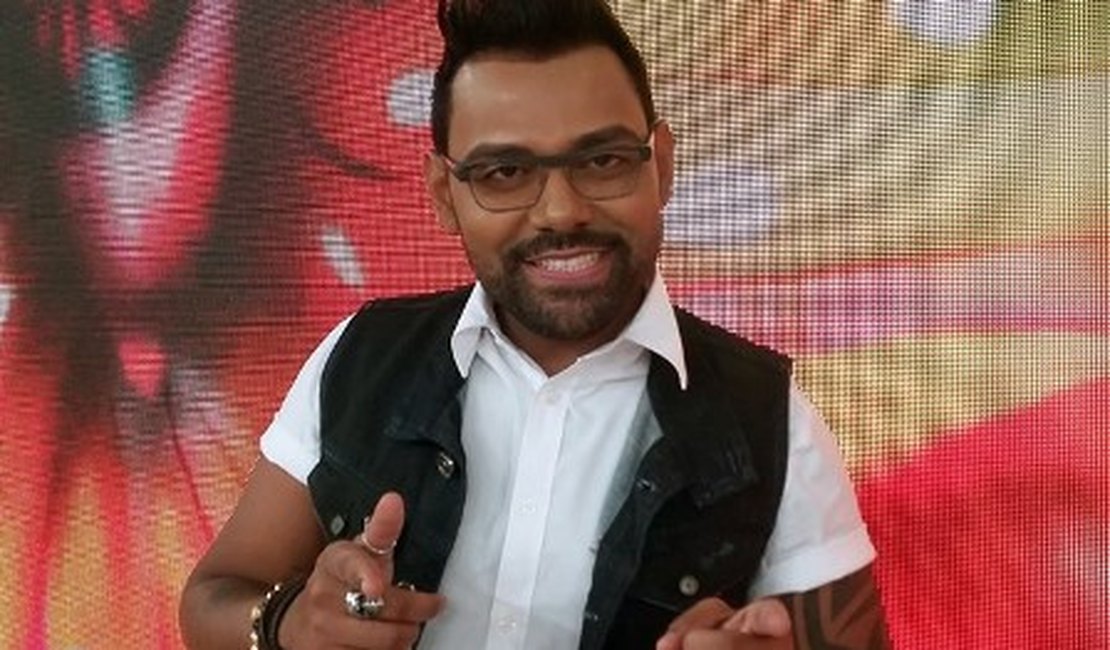 Com closet do tamanho de um quarto, Pablo diz que leva uma hora pra se arrumar
