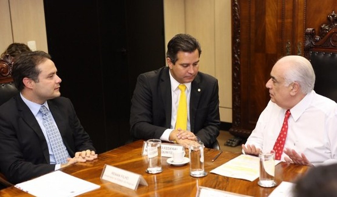 Ministério dos Transportes se compromete com obras em AL