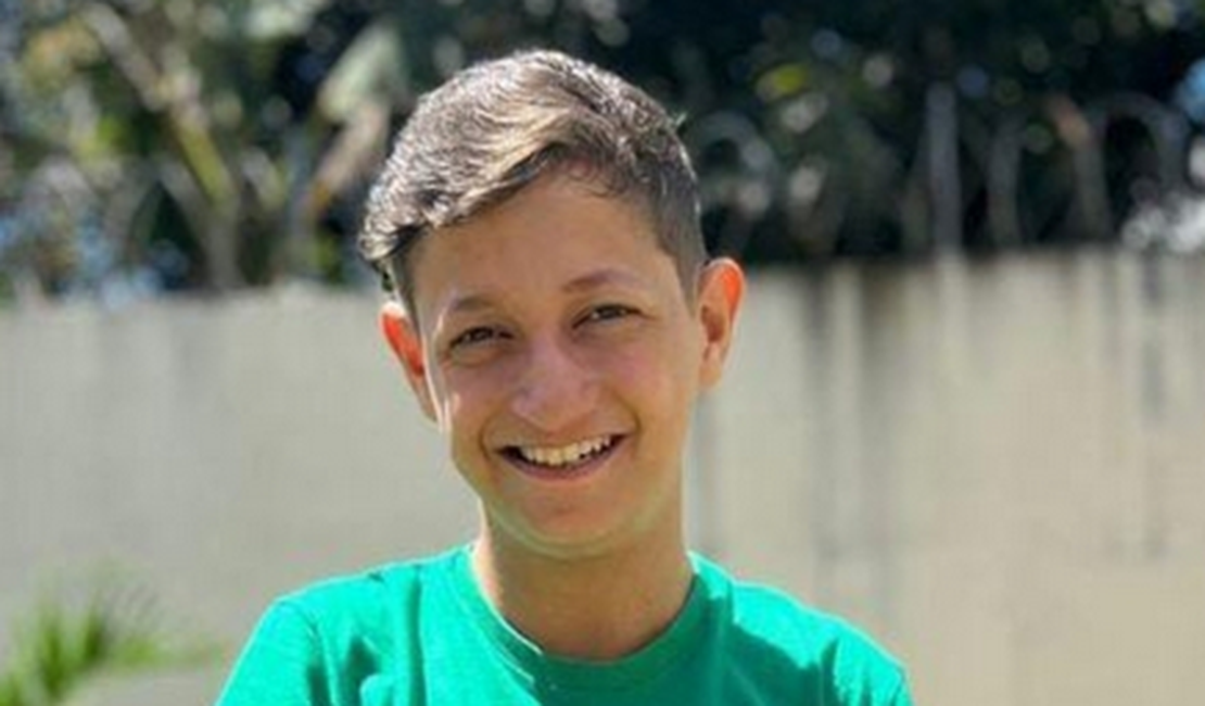 Cantor Rodriguinho Feitosa morre aos 17 anos após sofrer parada cardiorrespiratória