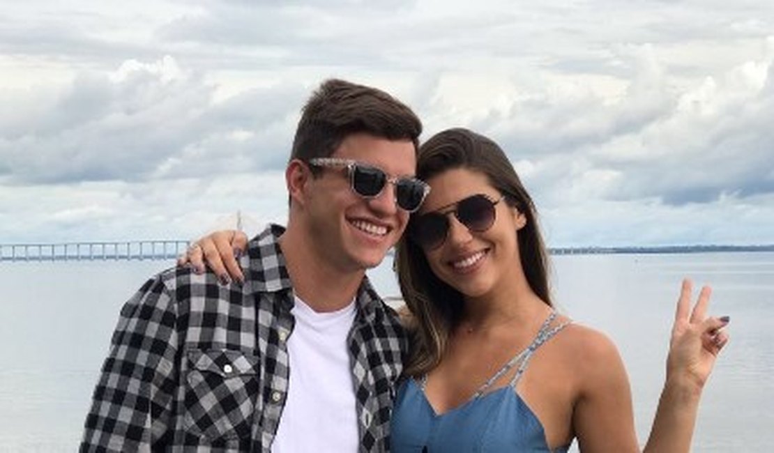 Ex-BBB Manoel surpreende Vivian em visita a Manaus: “A saudade falou mais alto”