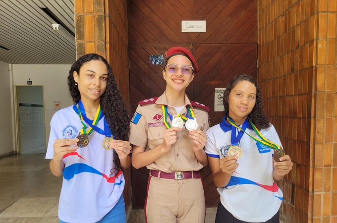 Alagoanas ampliam participação feminina na premiação da Olimpíada Brasileira de Física das Escolas Públicas