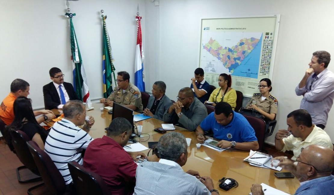 Associações militares retomam diálogo de negociação  salarial com o secretário, em AL