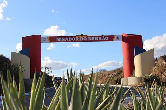 Homem é preso em flagrante após furtar portas de escola no interior alagoano