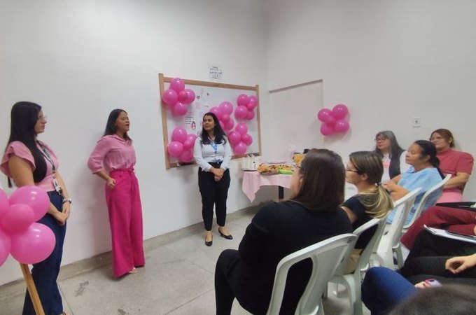 HE do Agreste promove palestra sobre prevenção e tratamento do câncer de mama em parceria com o Hospital de Amor