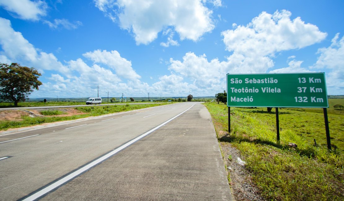 Parceria entre Ministério dos Transportes e Governo de Alagoas garante obras estruturantes no Estado