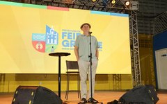 Feira Grande comemora o Dia do Servidor Público com humor e alegria ao lado de Zé Lezin