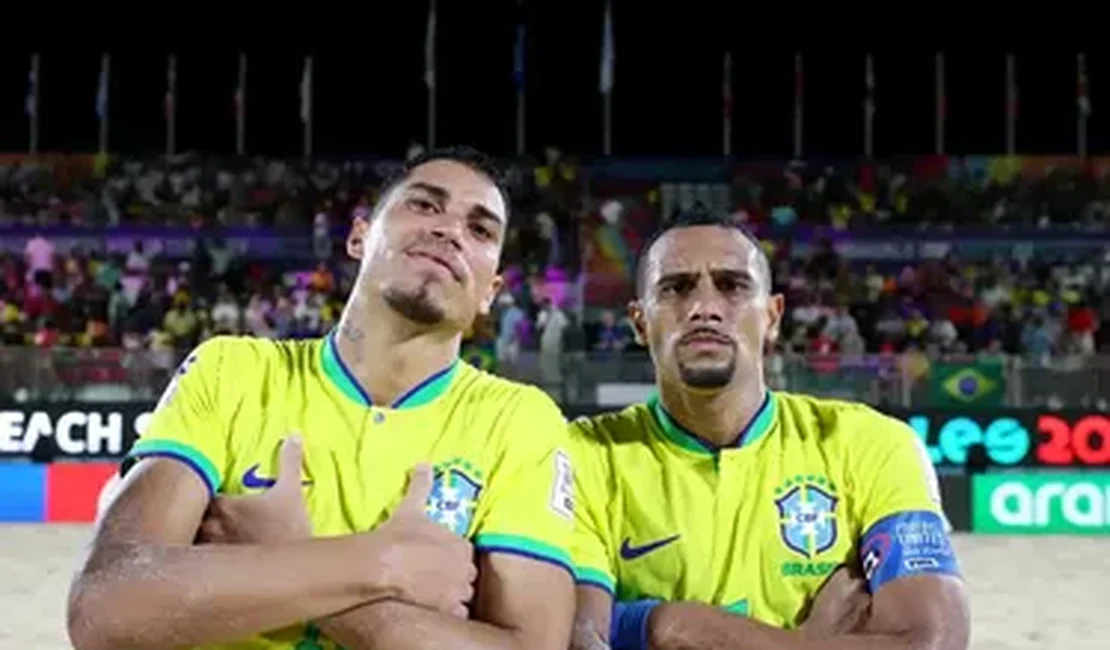 Brasil goleia Espanha e vai às semis da Copa do Mundo de Futebol de Areia