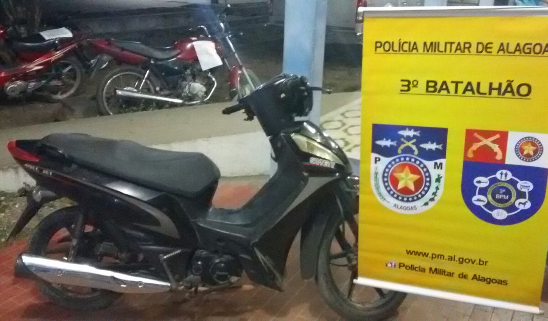 Bandido rouba moto e deixa veículo roubado no bairro São Luiz I, em Arapiraca