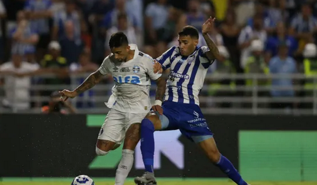 Copa do Brasil: CSA vira nos acréscimos e vence Grêmio por 3 a 2 no Rei Pelé