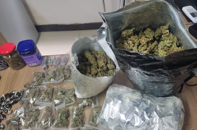 Ação conjunta resulta na prisão de investigado por tráfico de drogas em Maceió