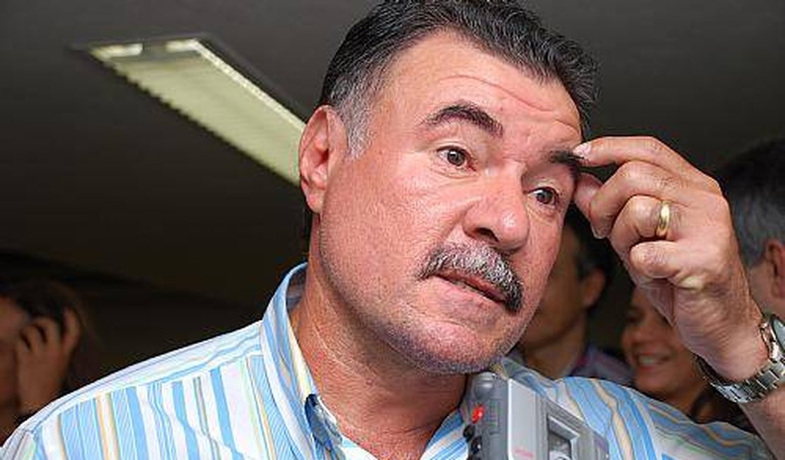 Ex-prefeito de Maceió pode ter que devolver R$ 5 milhões aos cofres públicos