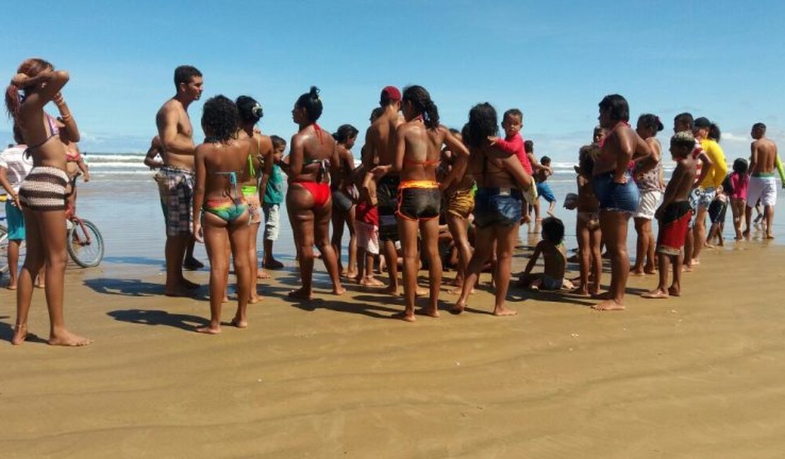 Adolescente desaparece na praia do Pontal do Peba, em Piaçabuçu