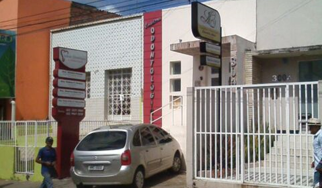 Centro odontológico e salão de beleza são arrombados na madrugada de hoje (17) em Arapiraca
