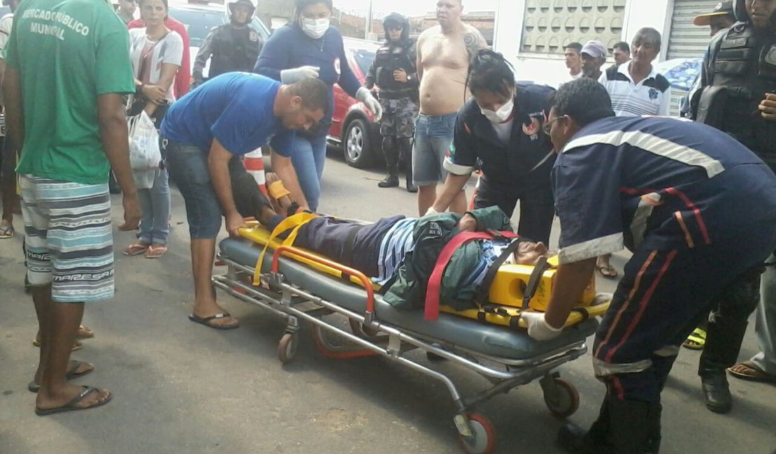 Motociclista fica ferido após colidir com automóvel parado em Arapiraca