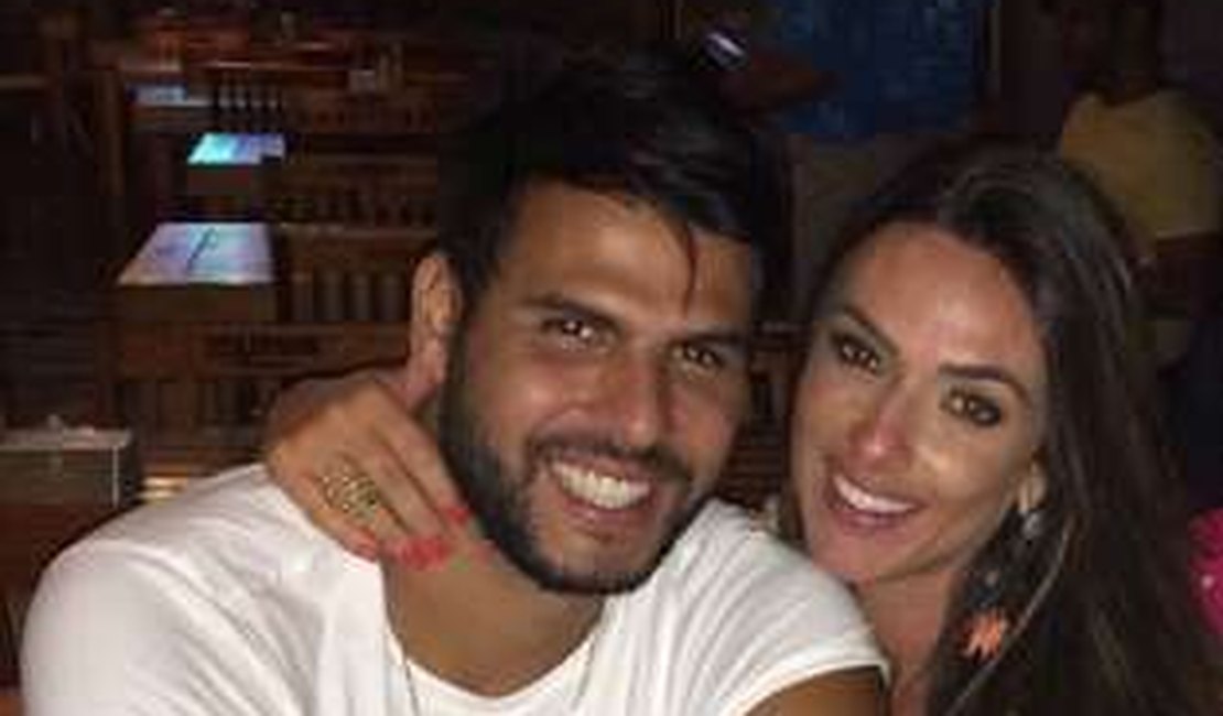 Nicole Bahls e Marcelo Bimbi, de ‘A Fazenda 8’, assumem namoro