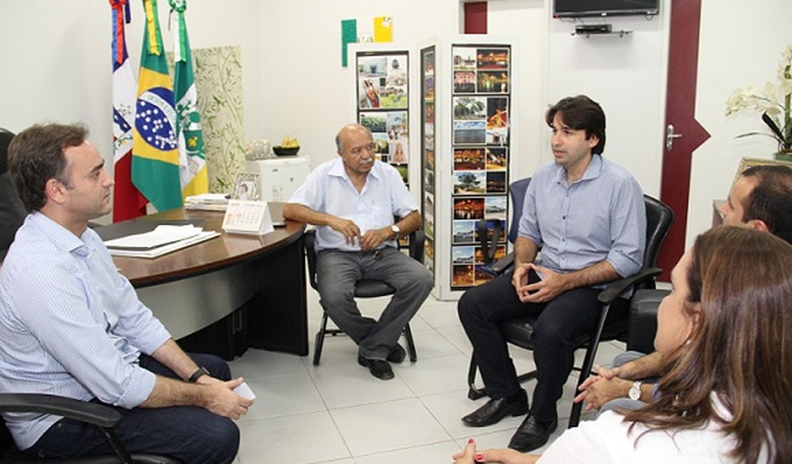 Vice-prefeito garante apoio para chegada de novas empresas em Arapiraca