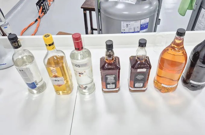 Casos confirmados de intoxicação por metanol chegam a 59 no país