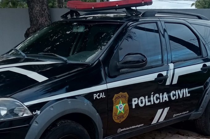 Polícia Civil prende homem suspeito de pilotar moto usada em feminicídio em Maceió