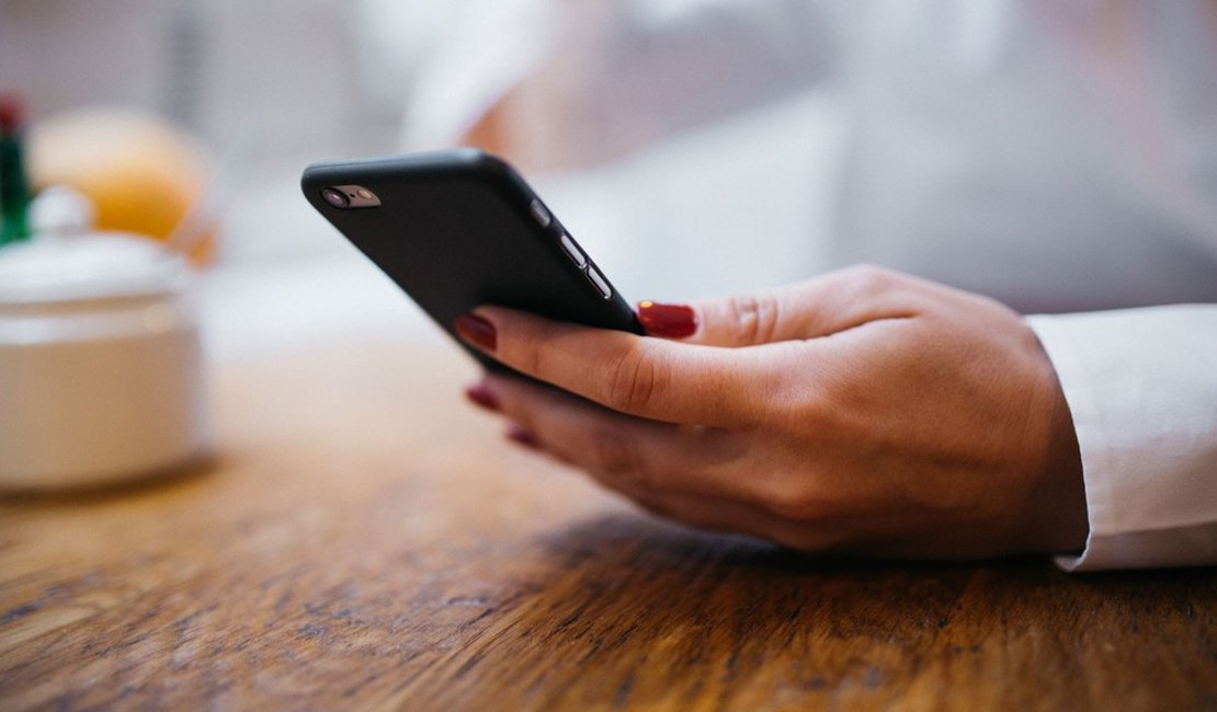 Hackers podem decifrar senhas a partir da maneira como você inclina o celular