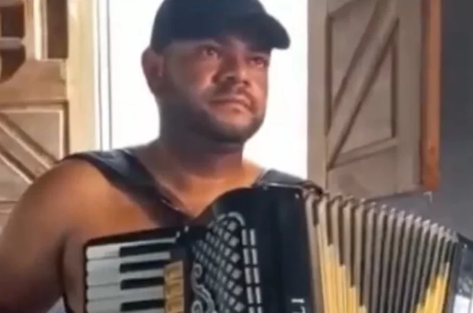 Músico de Penedo, Tinho Sanfoneiro é encontrado morto em residência