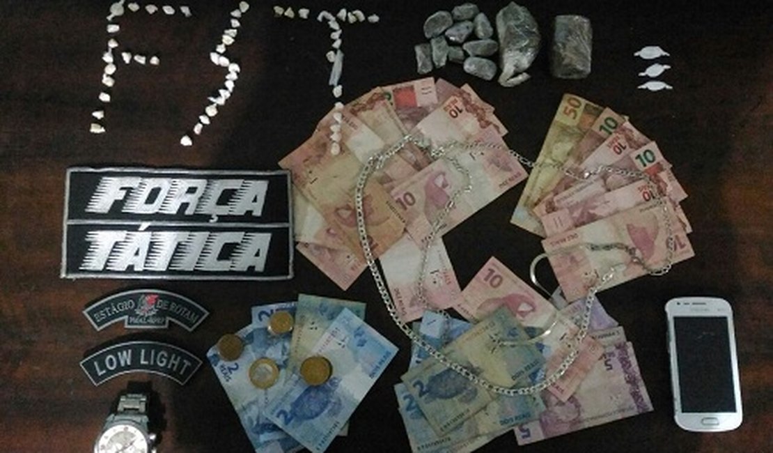 Força Tática captura jovem suspeita de tráfico de drogas no bairro Brasília