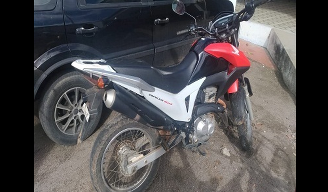 Polícia recupera veículos roubados em Arapiraca e Maceió