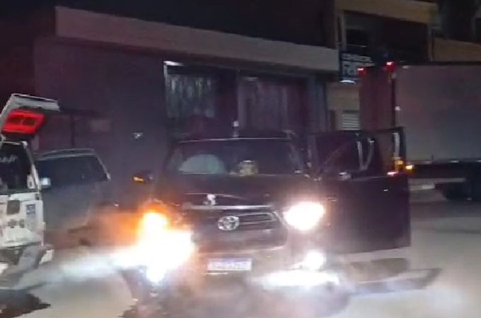 Motorista embriagado é preso após colidir Hilux em viatura da PM, em Palmeira dos Índios