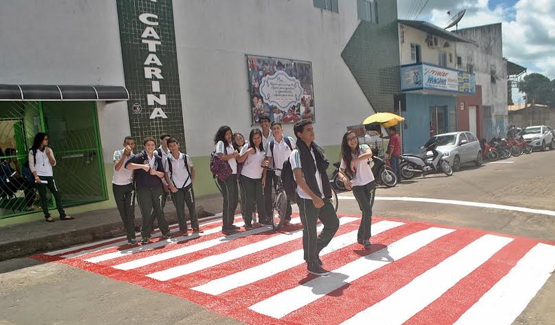 Prefeitura de Arapiraca implanta Projeto Escolar na Rua Costa Rêgo
