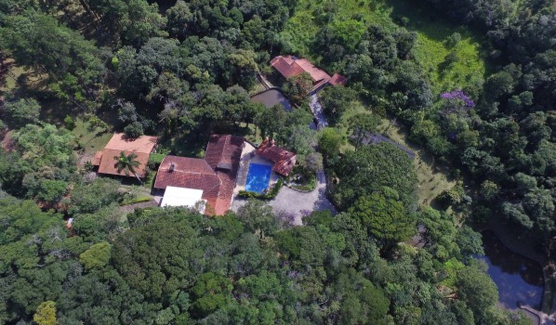 Juiz autoriza PF a abrir inquérito sobre sítio frequentado por Lula