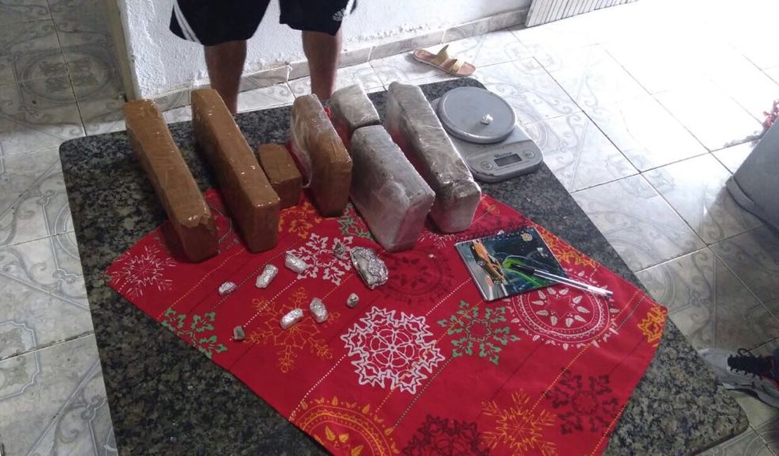 Polícia flagra suspeito com drogas em Porto Real do Colégio