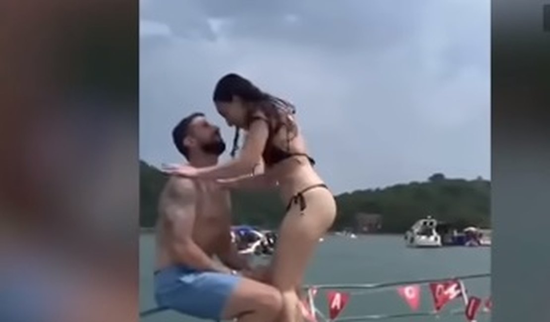 Homem cai no mar logo após pedir a mão da noiva em casamento em SC