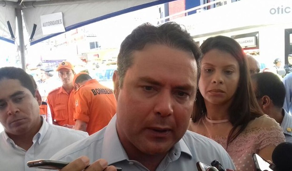 Renan Filho anuncia edital com 1.150 vagas para PM e Bombeiros
