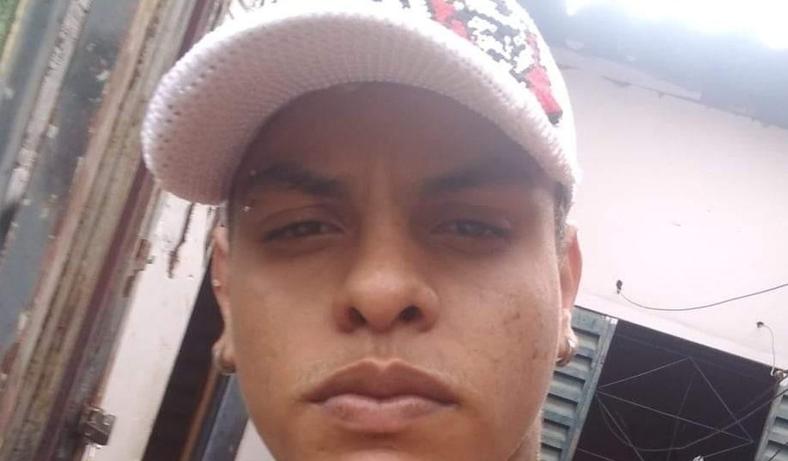 Jovem é morto a tiros horas após briga no MS; pai e filho são presos por suspeita de participação no crime