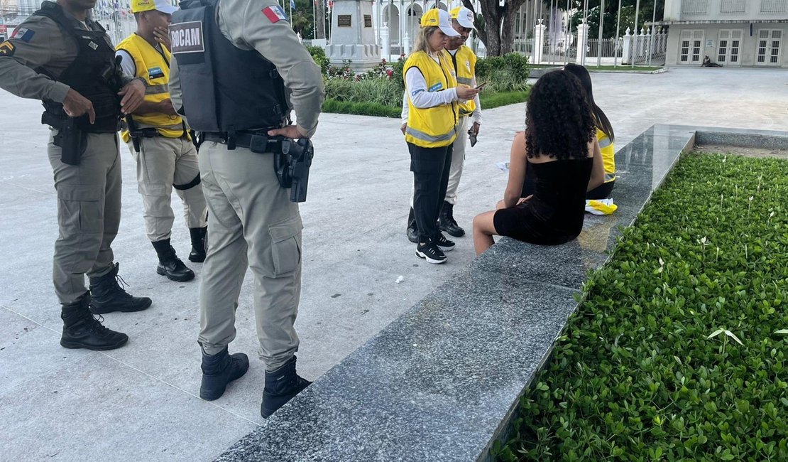 Agentes do Ronda prendem agressor de adolescente, em Maceió