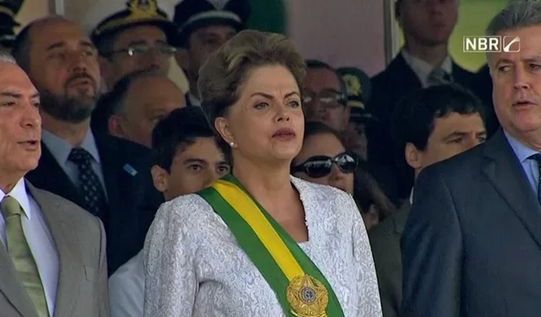 Desfile oficial de 7 de setembro atrai 20 mil pessoas à Esplanada dos Ministérios