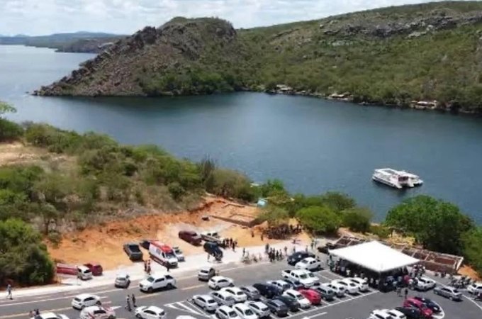 Complexo turístico dos Cânions do São Francisco, em Olho D´água do Casado, pode ser demolido após denúncia do Incra