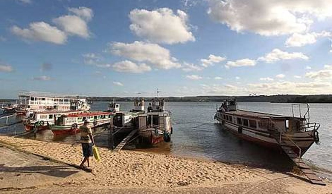 Homem tem crise epilética e morre afogado no rio São Francisco em Penedo