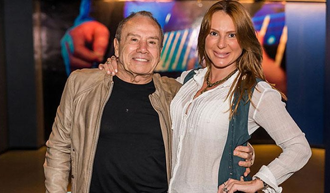 Marilene Saade, mulher de Stênio Garcia, sai do coma e ator comemora
