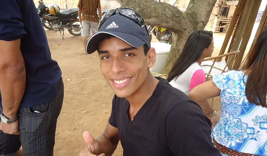 Jovem de 23 anos é assassinado no bairro Primavera, em Arapiraca