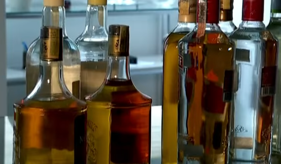 Visa Maceió identifica bebida suspeita de causar sintomas de intoxicação em mulher internada
