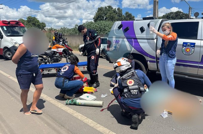 Paciente do CAPS fica ferido após se jogar em frente a viatura da Polícia Militar em Arapiraca