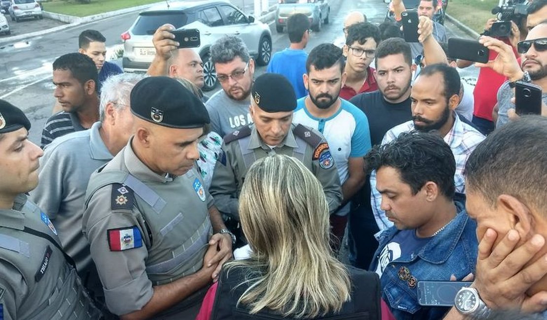Justiça determina uso de força policial para liberar entrada do Porto de Maceió