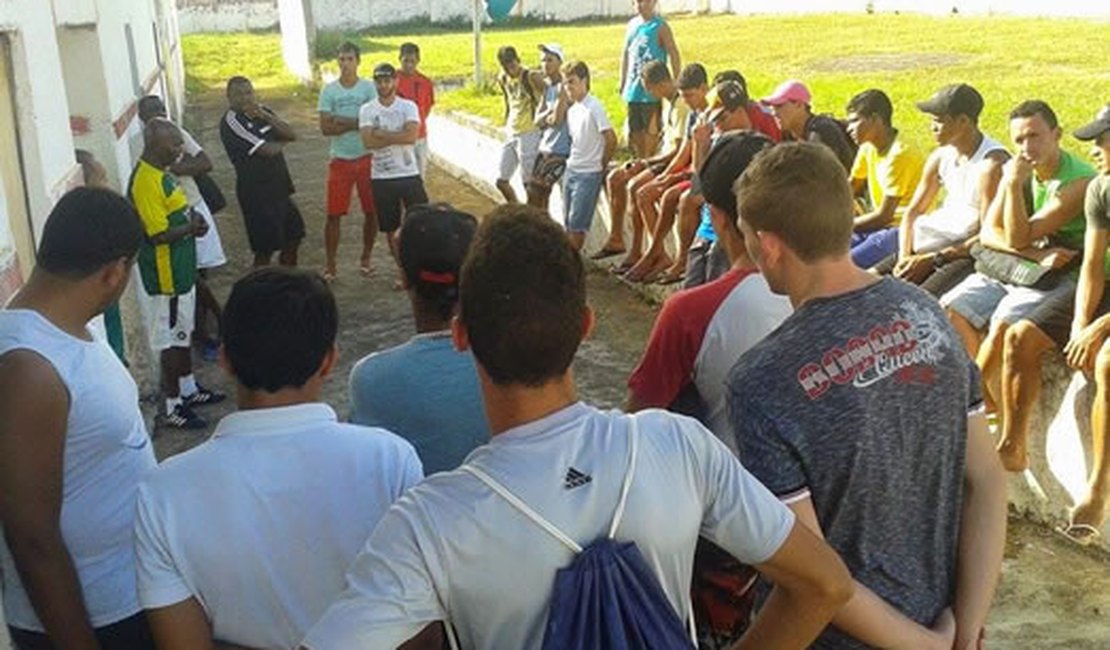 União Palmeirense tem treino cancelado por falta de sabão para lavar uniformes