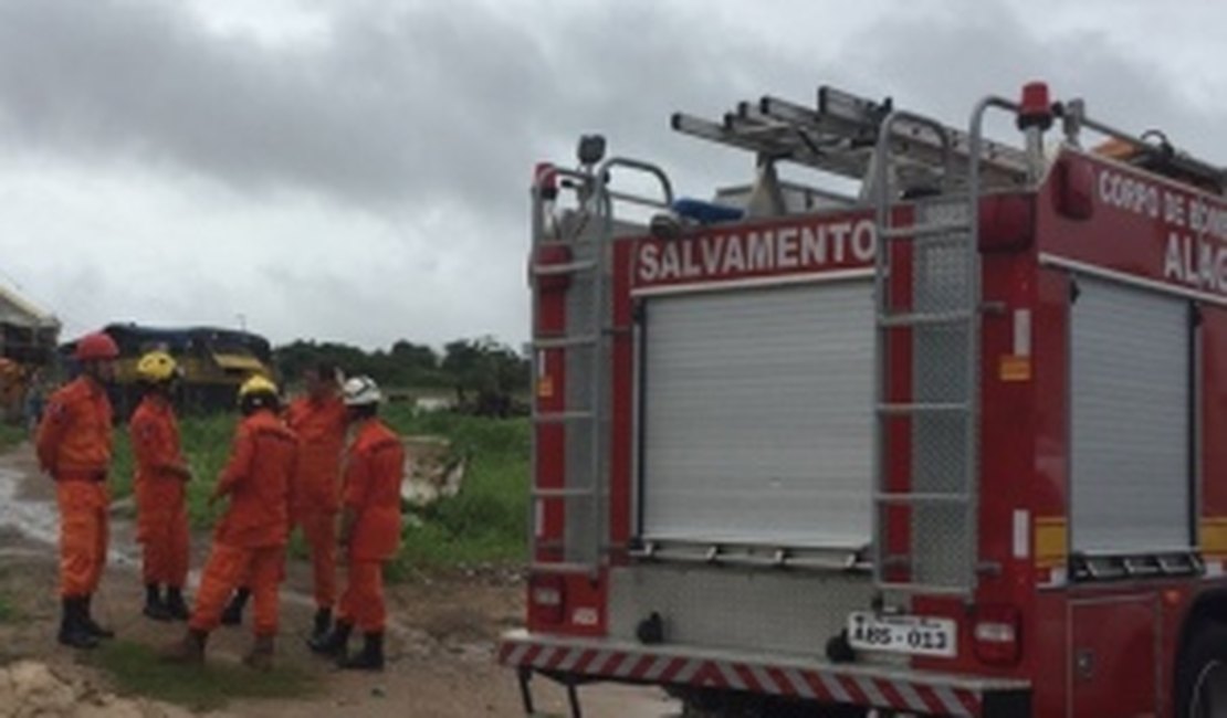 Homem sai para dar banho em cavalo e morre afogado em açude no Agreste