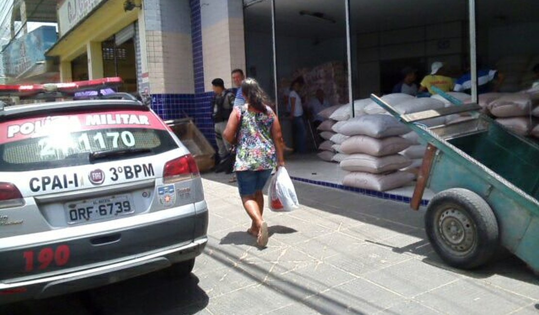 Bandidos roubam R$ 8 mil de estabelecimento comercial do Centro de Arapiraca